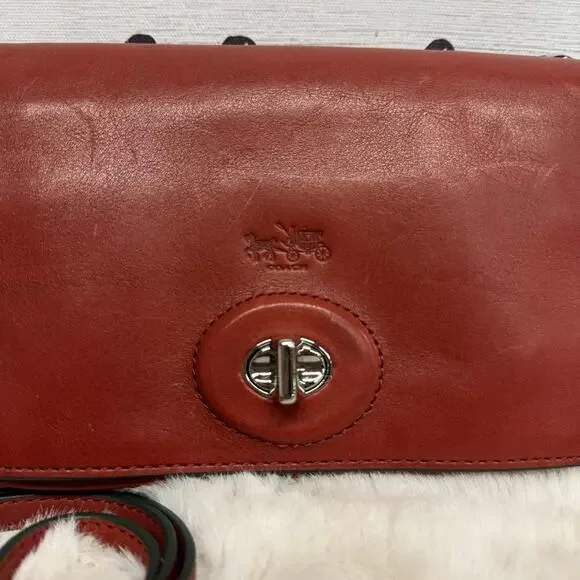 COACH Bleecker Penny Crossbody Bag Red Leather Turnlock NWT (Some Scuffing) - Picture 2 of 16